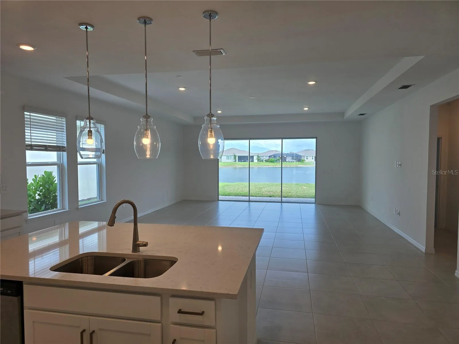 1583 LAUREL BROOK LN