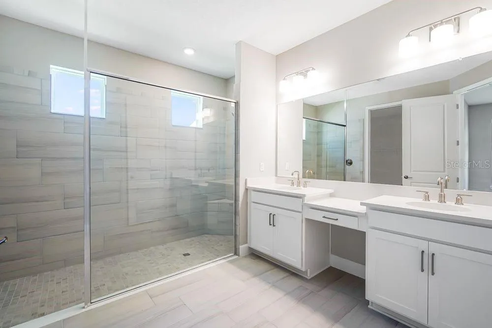 1583 LAUREL BROOK LN