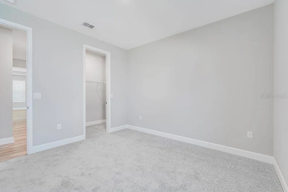 1583 LAUREL BROOK LN