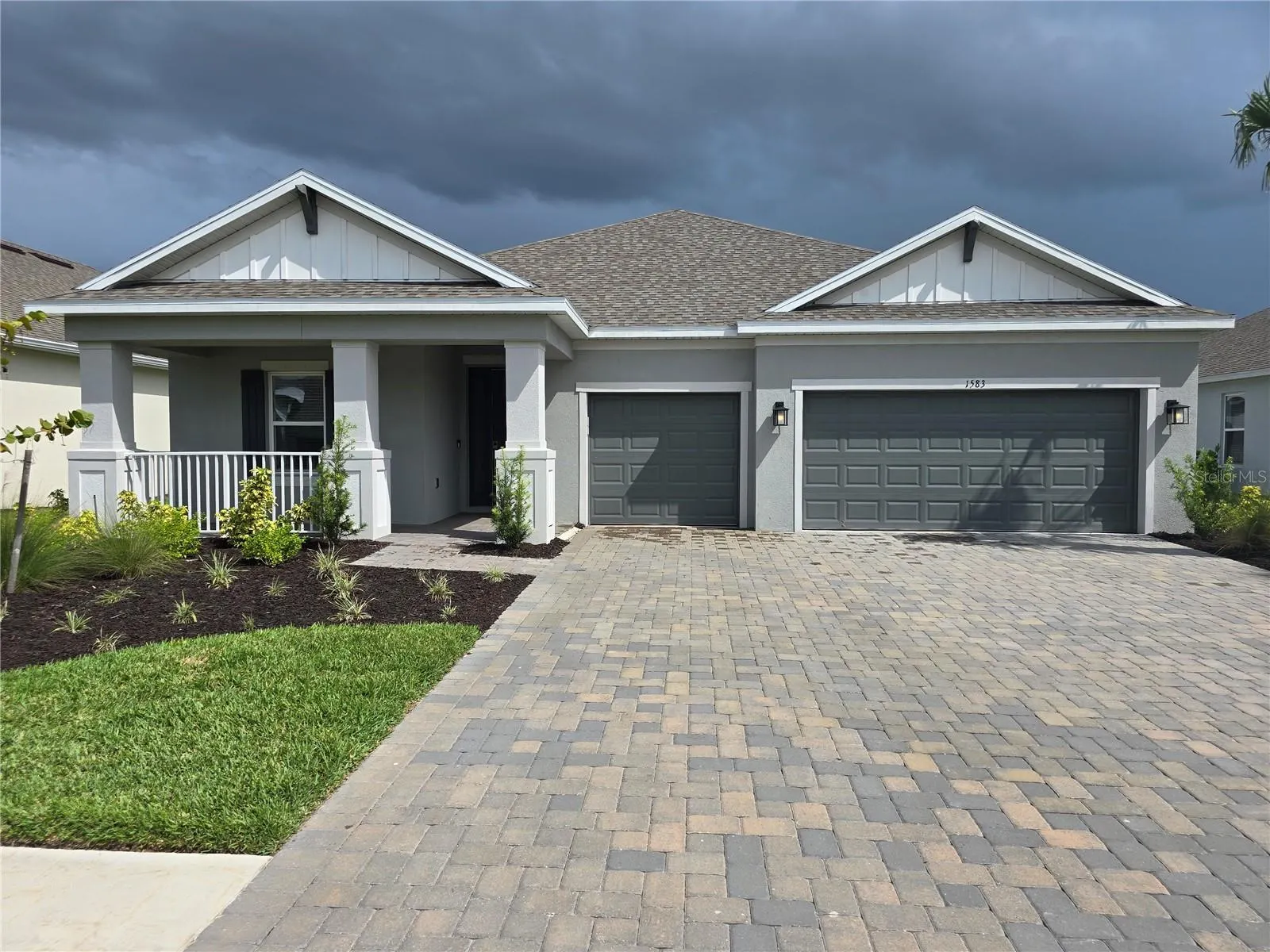 1583 LAUREL BROOK LN
