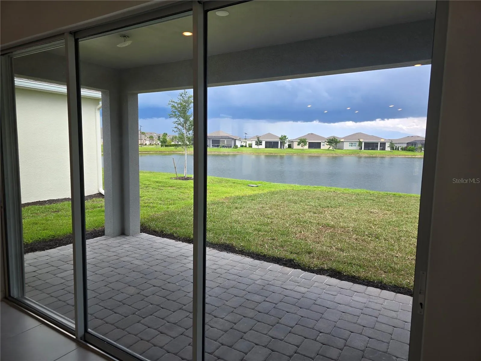 1583 LAUREL BROOK LN