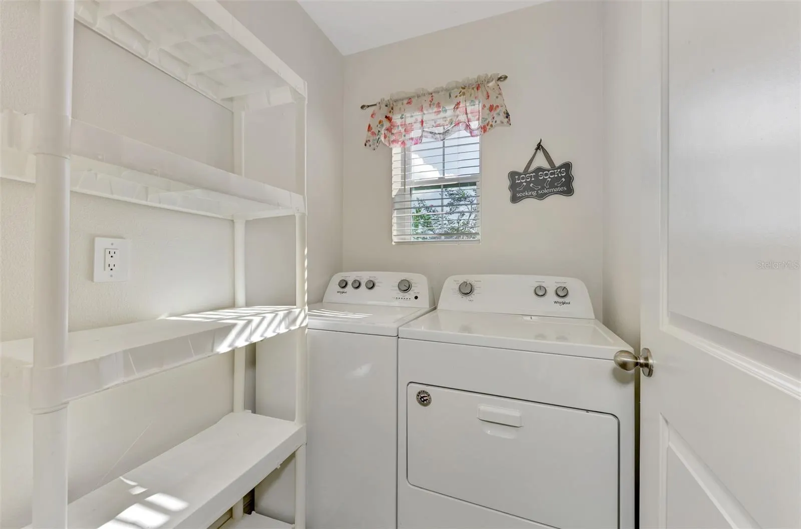 3812 GOLDEN ORIOLE PKWY