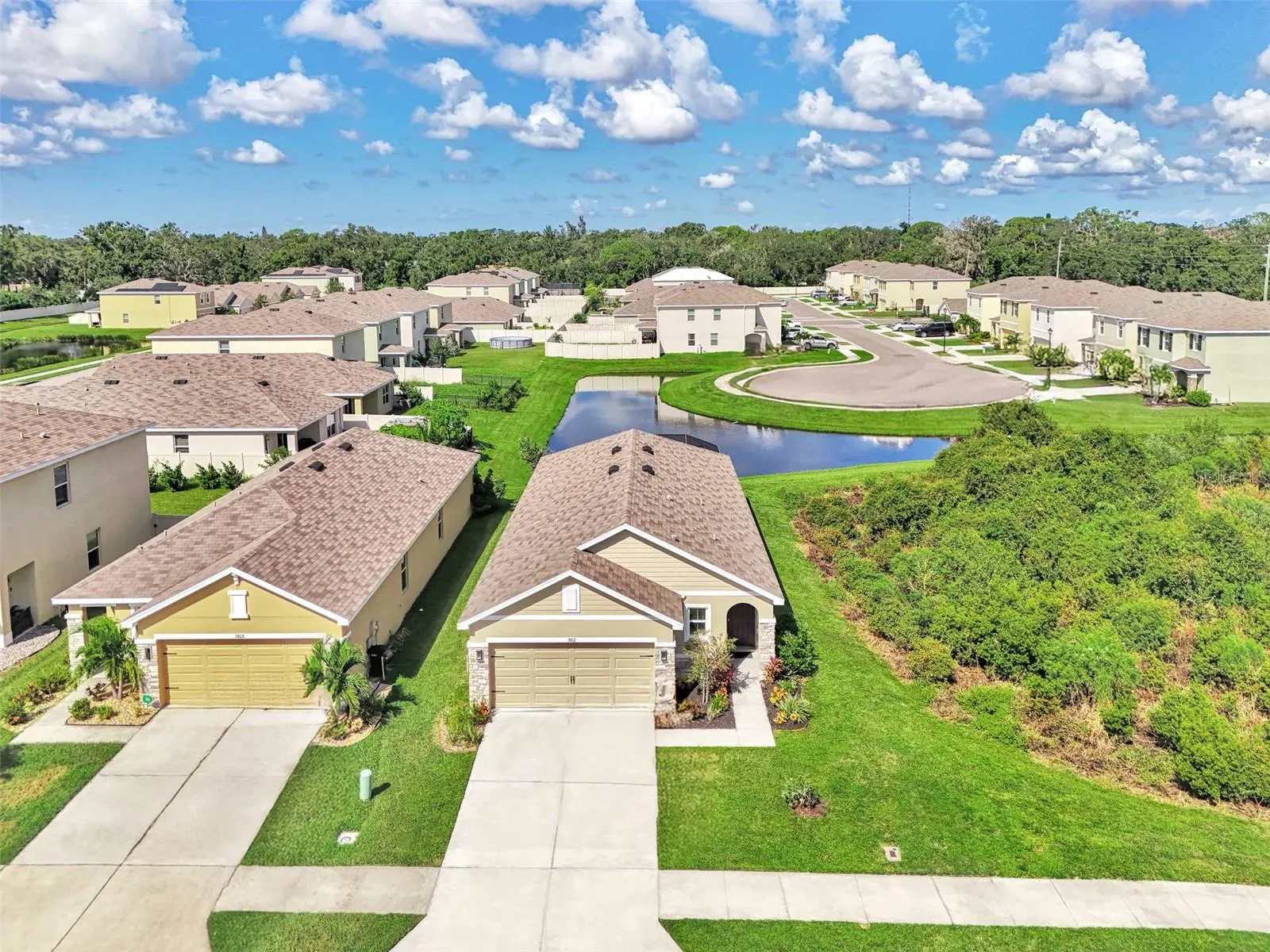 3812 GOLDEN ORIOLE PKWY