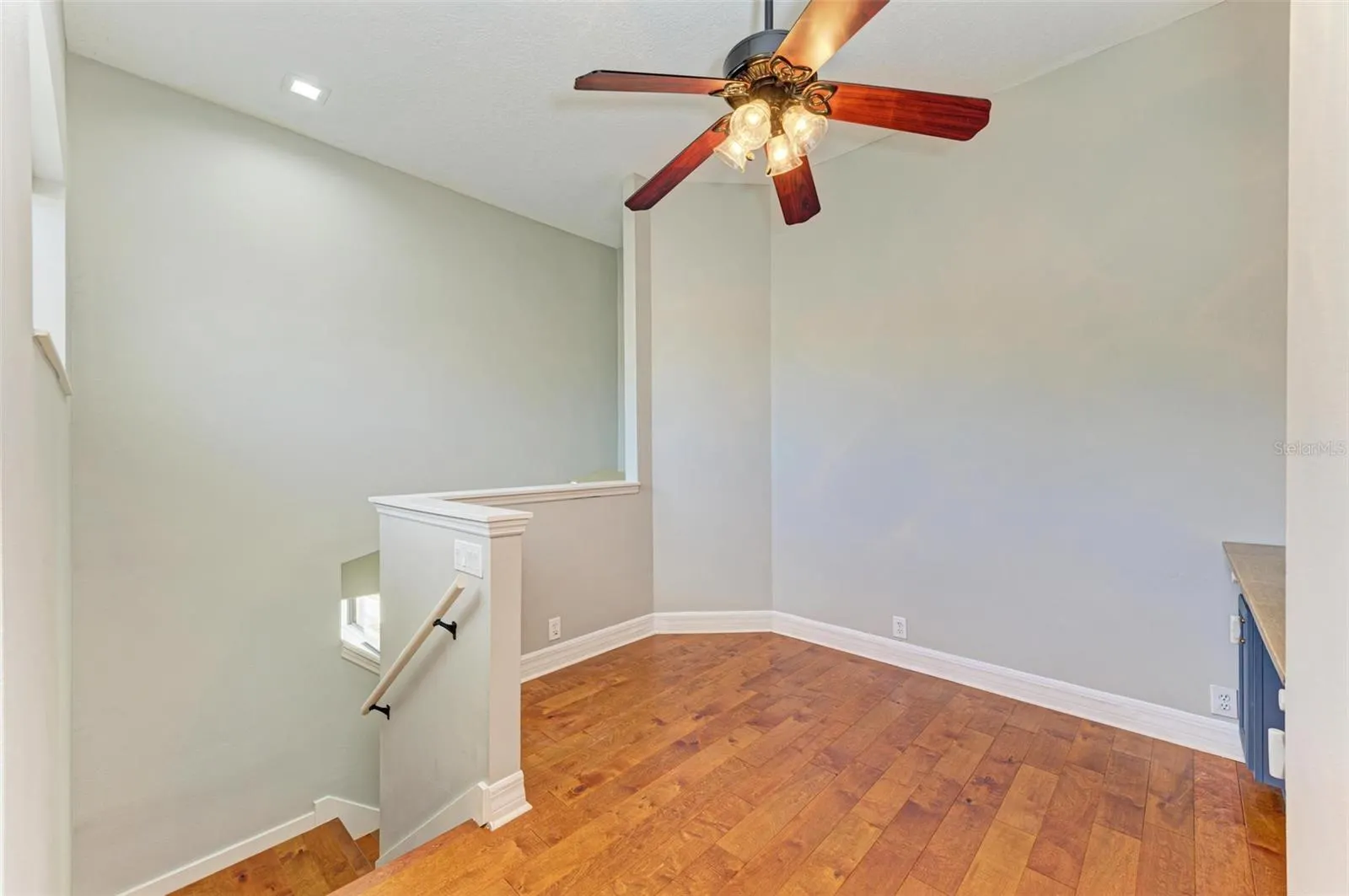6423 ROYAL TERN CIR