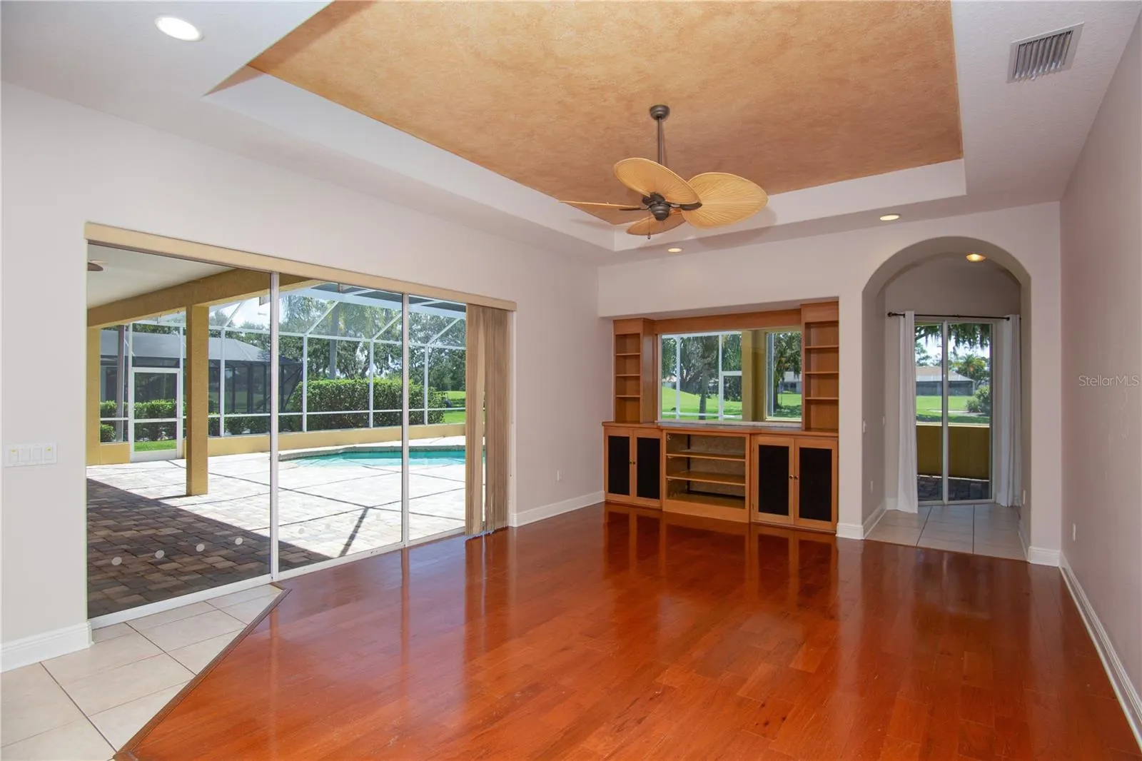 9996 CHERRY HILLS AVENUE CIR