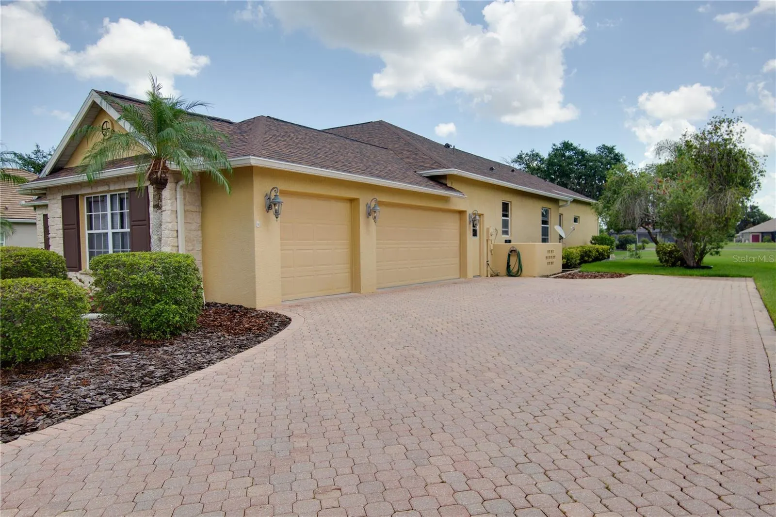 9996 CHERRY HILLS AVENUE CIR
