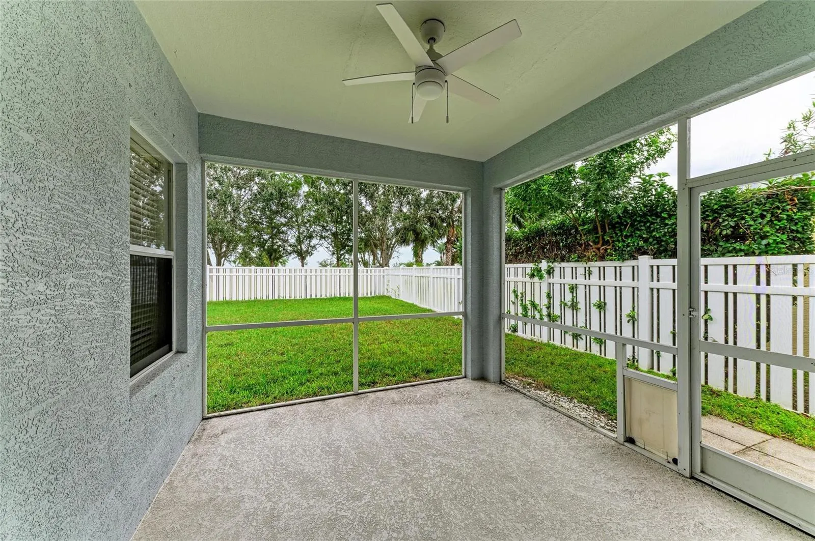 5234 AQUA BREEZE DR