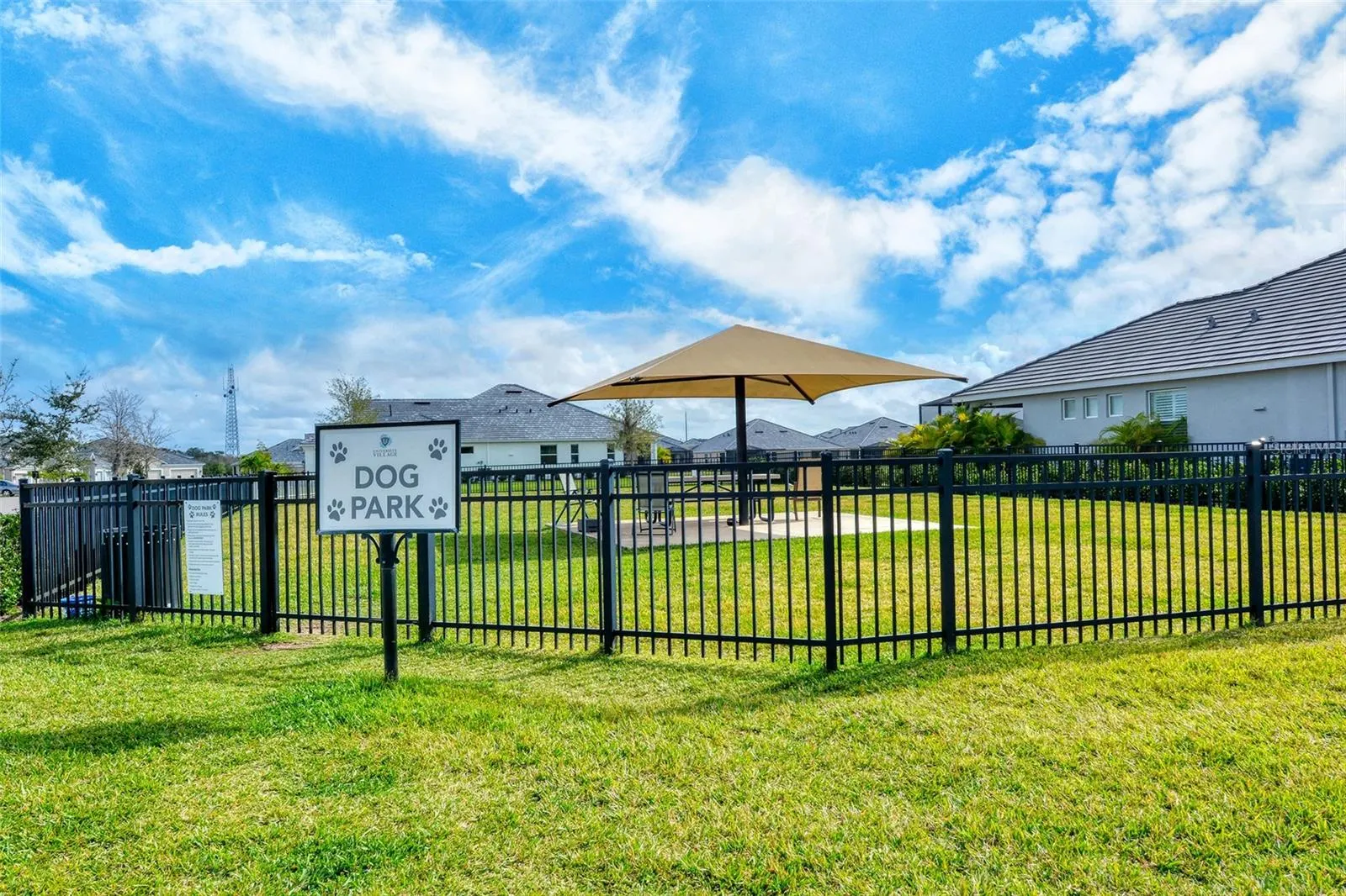 7542 CAMPUS CV