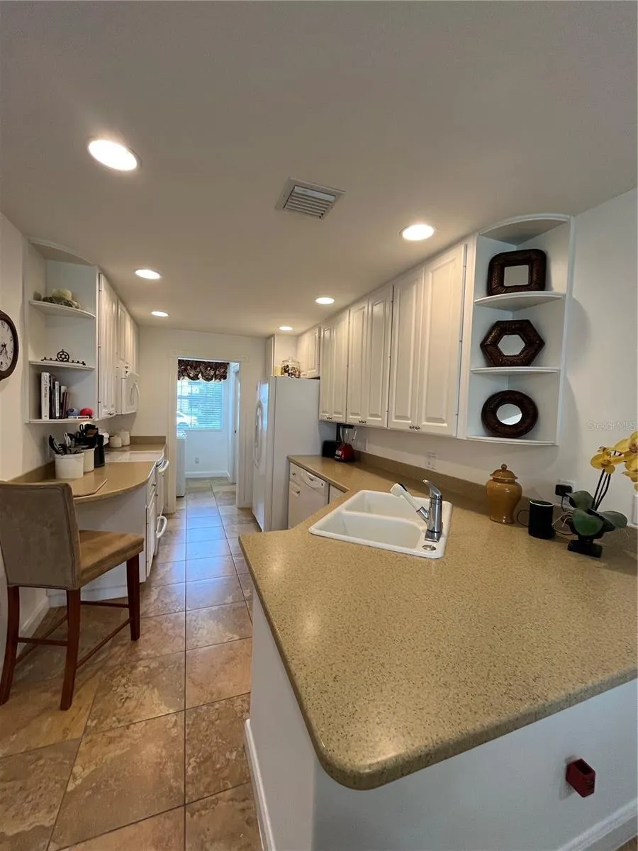 1707 BURGOS DR