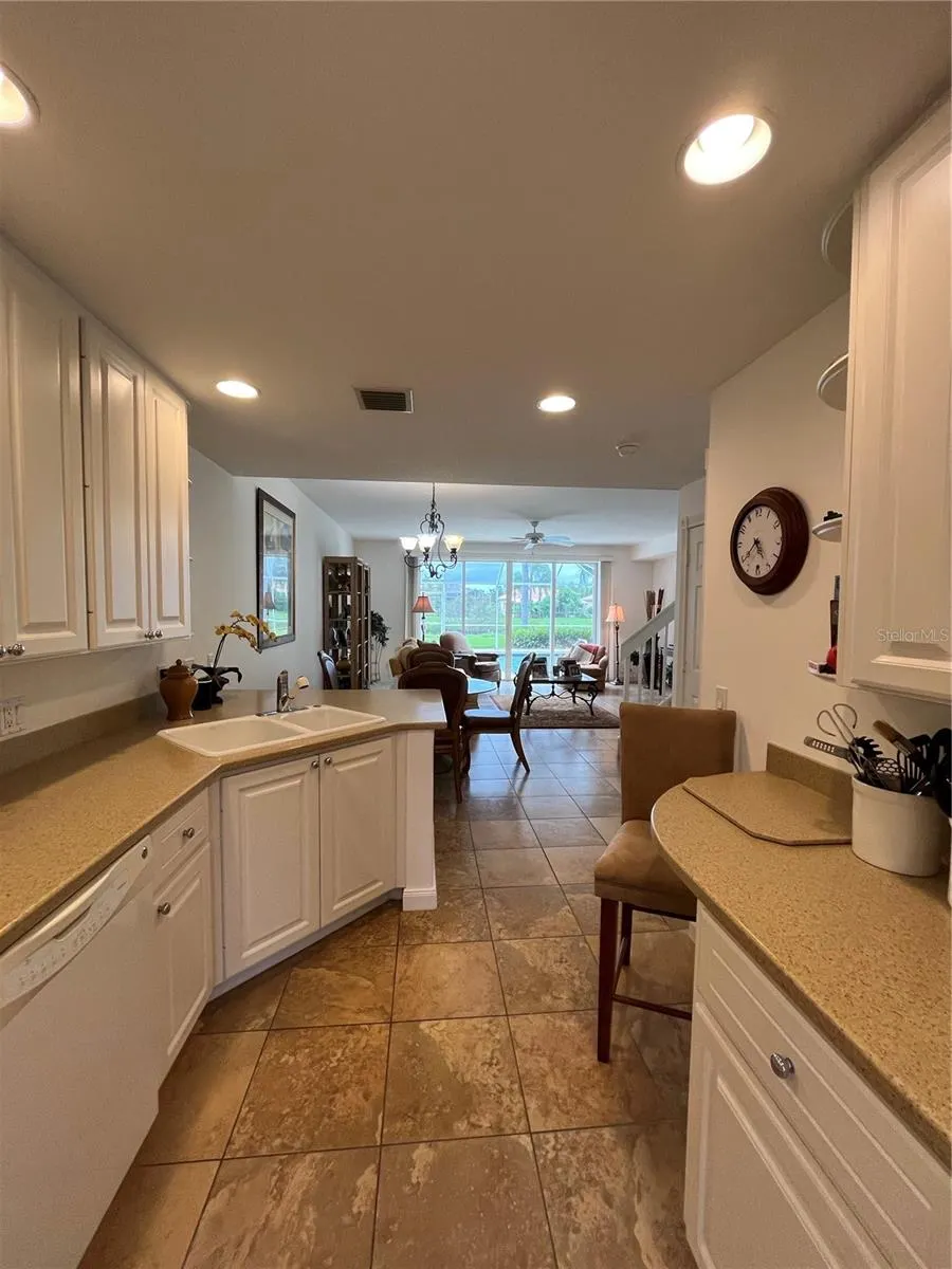 1707 BURGOS DR