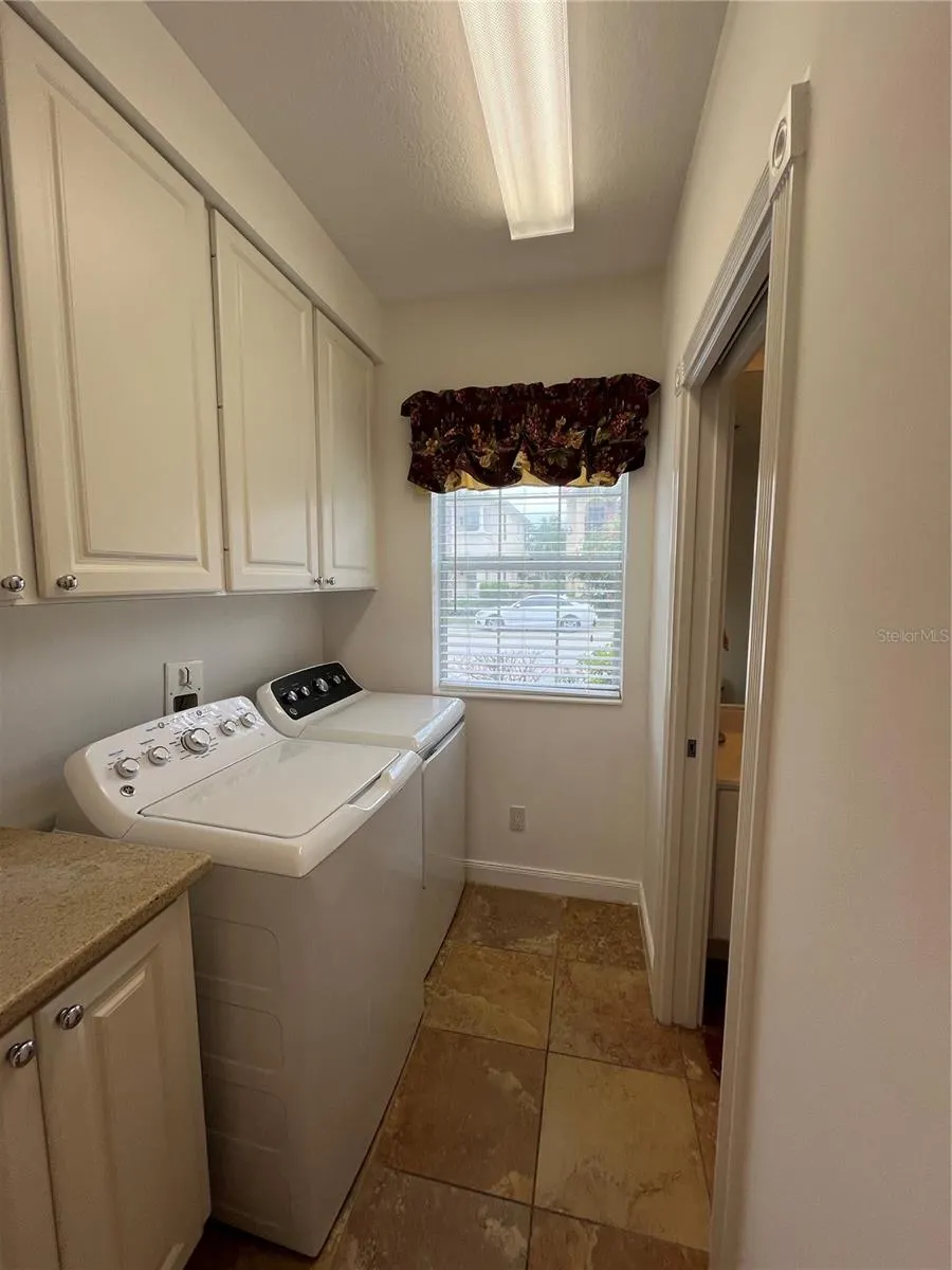 1707 BURGOS DR
