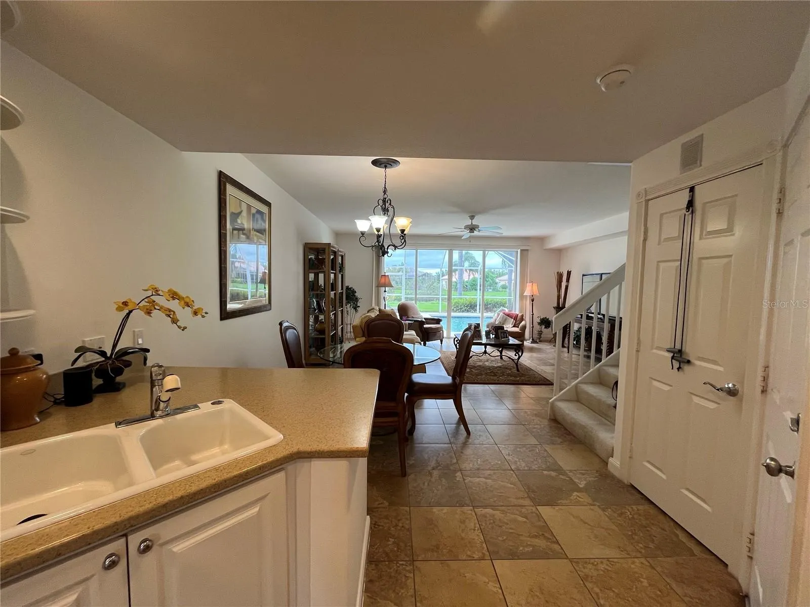 1707 BURGOS DR