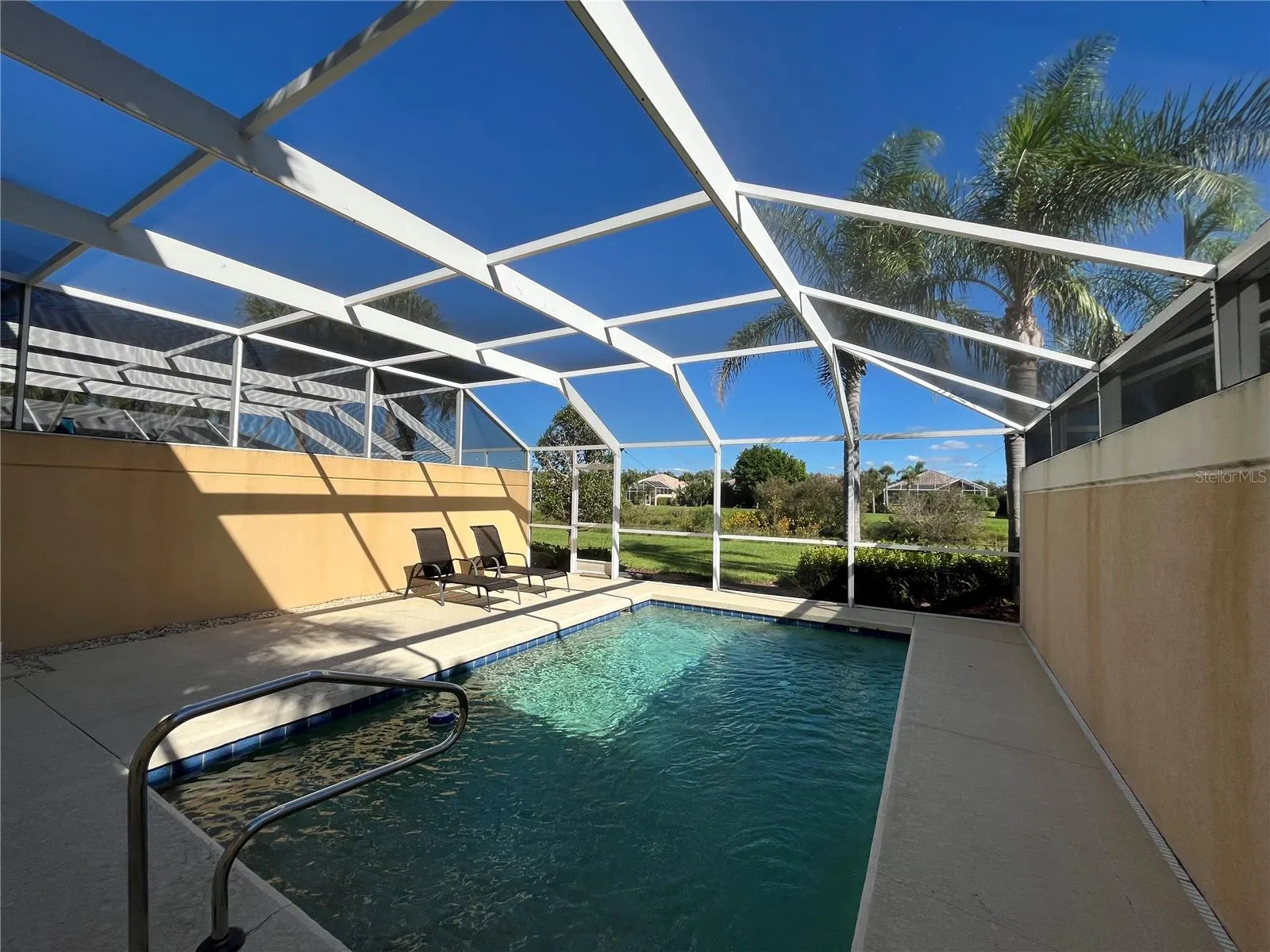 1707 BURGOS DR