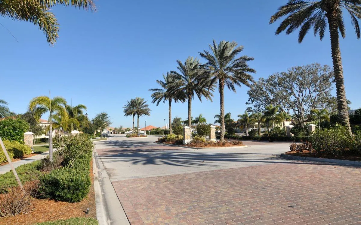 1707 BURGOS DR