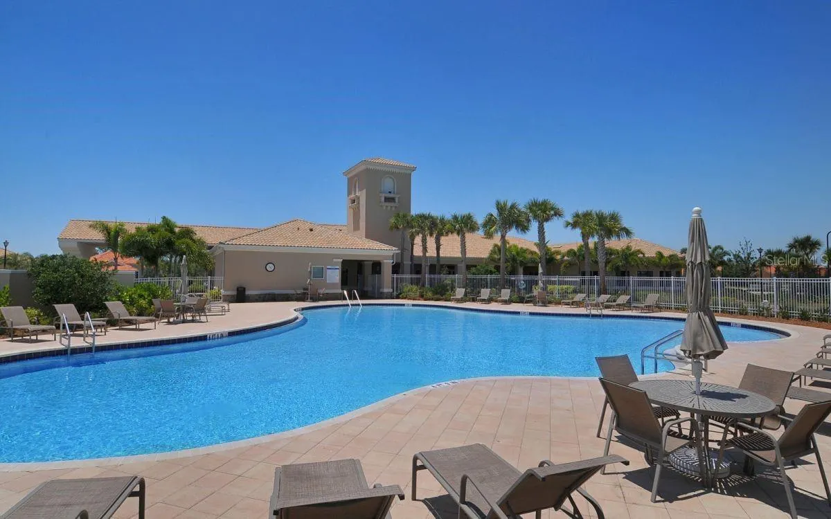 1707 BURGOS DR