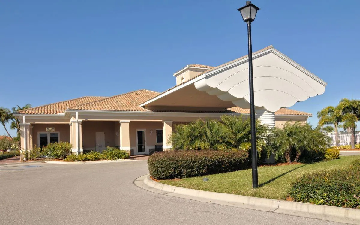 1707 BURGOS DR
