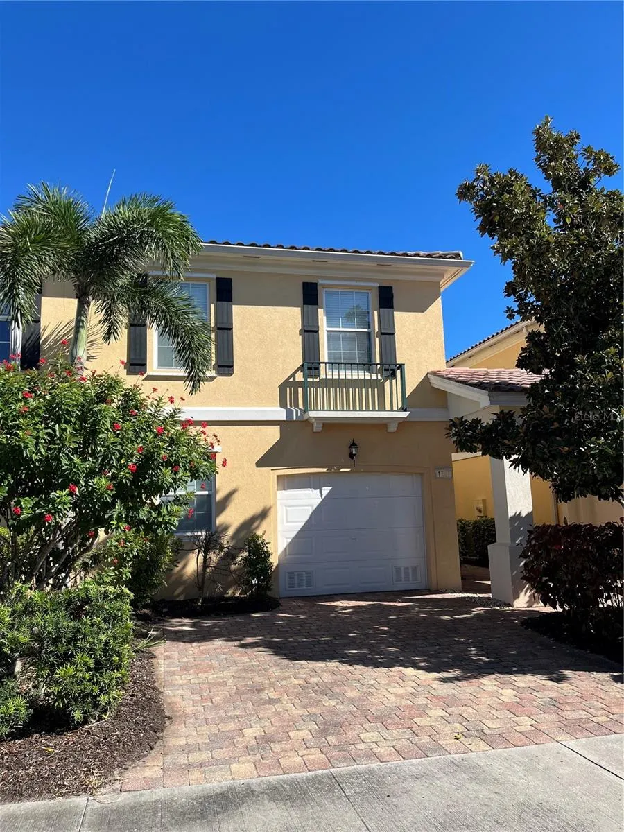 1707 BURGOS DR