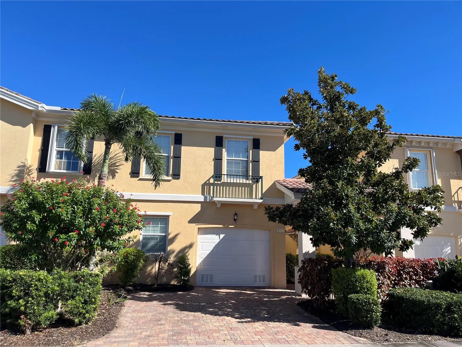 1707 BURGOS DR