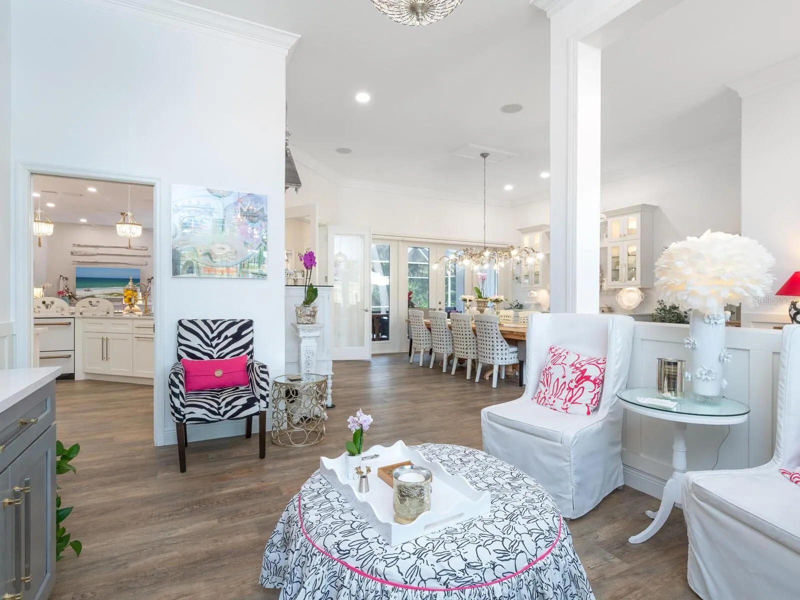 8600 WOODBRIAR DR