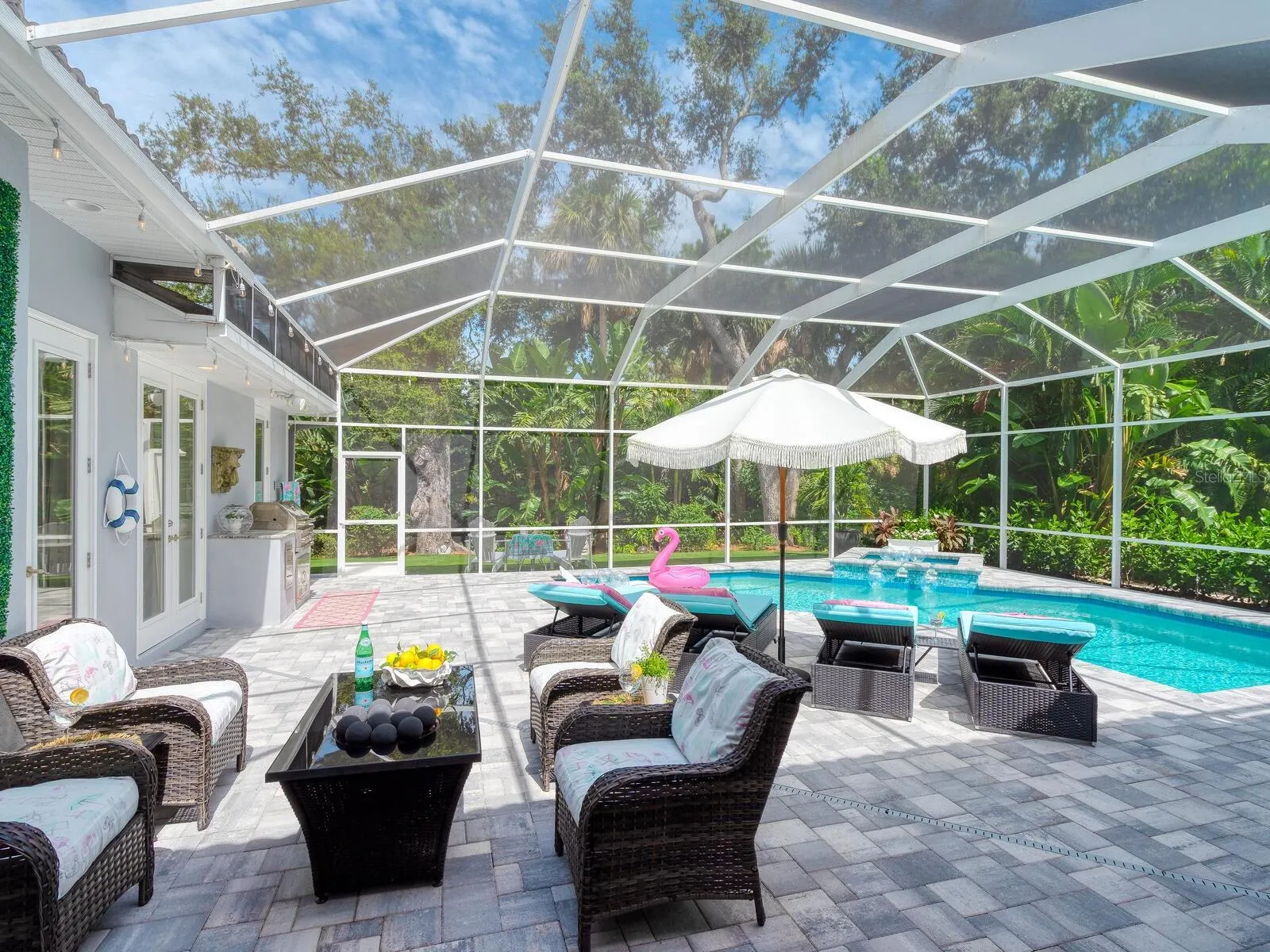 8600 WOODBRIAR DR