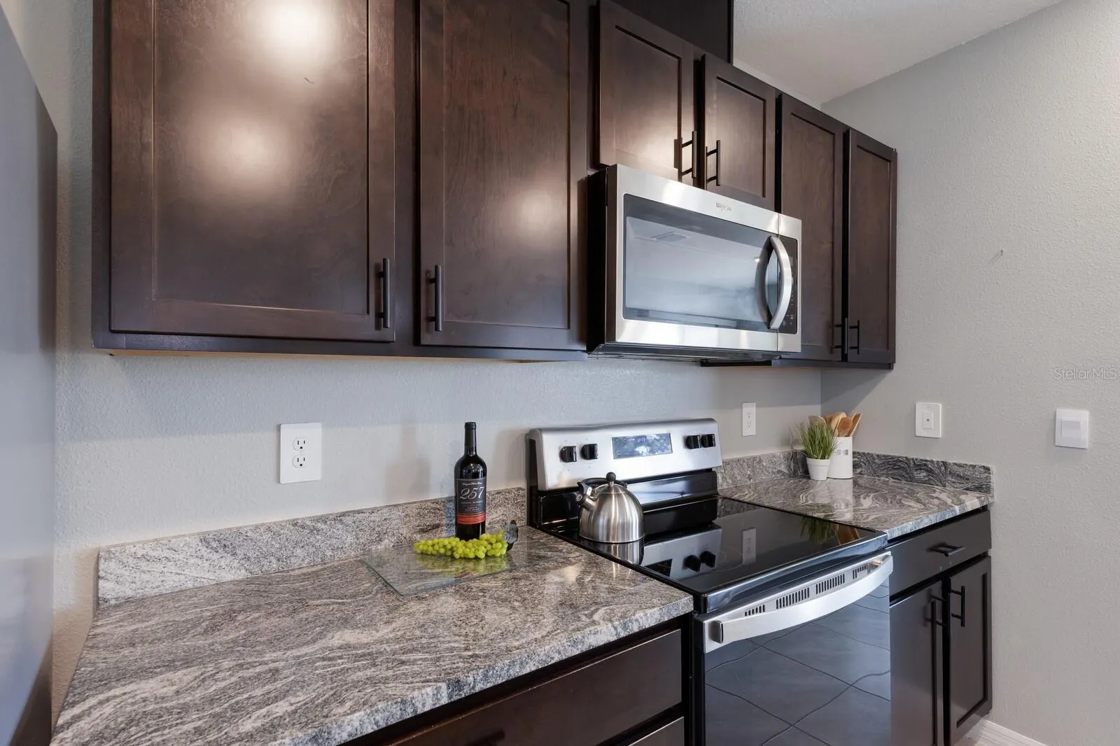 17616 CANOPY PL