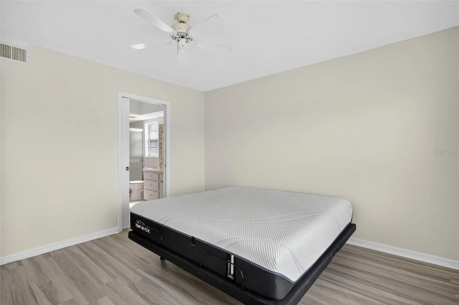 11644 SW EGRET CIR #701, #701