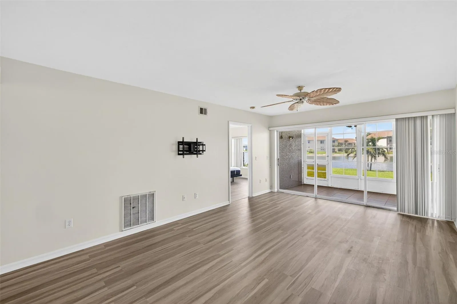 11644 SW EGRET CIR #701, #701