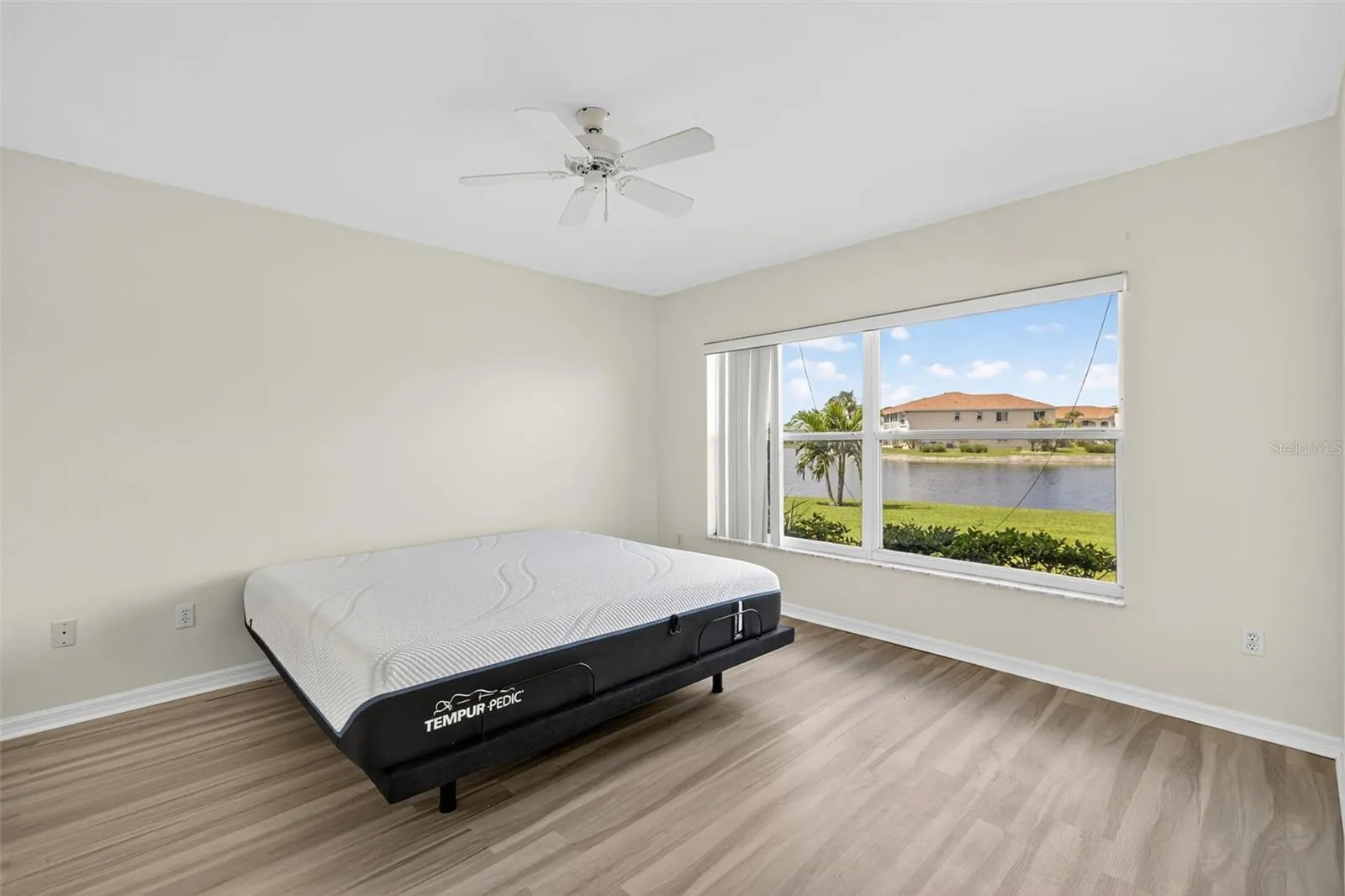 11644 SW EGRET CIR #701, #701