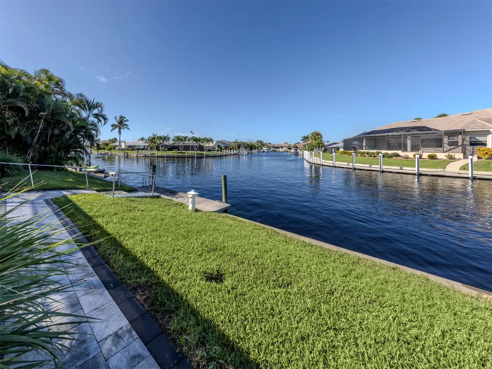 155 CRESCENT DR