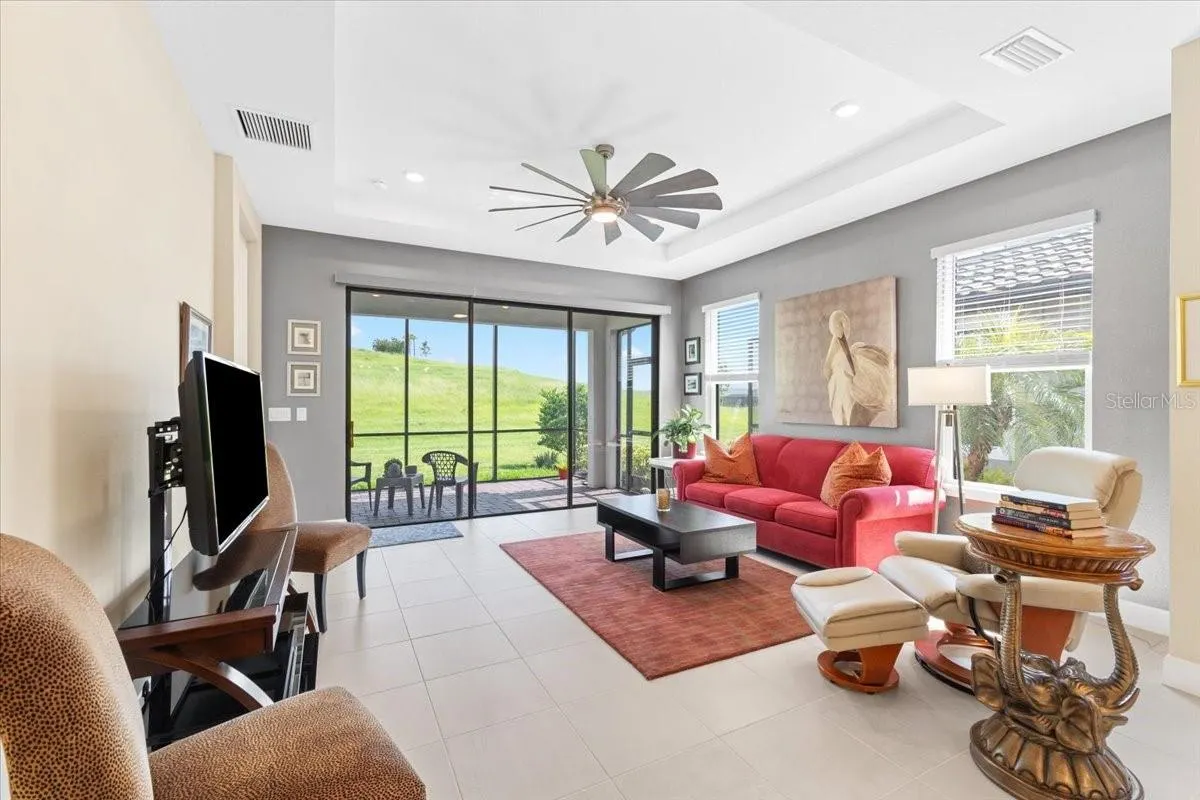 6236 GRANDVIEW HILL CT