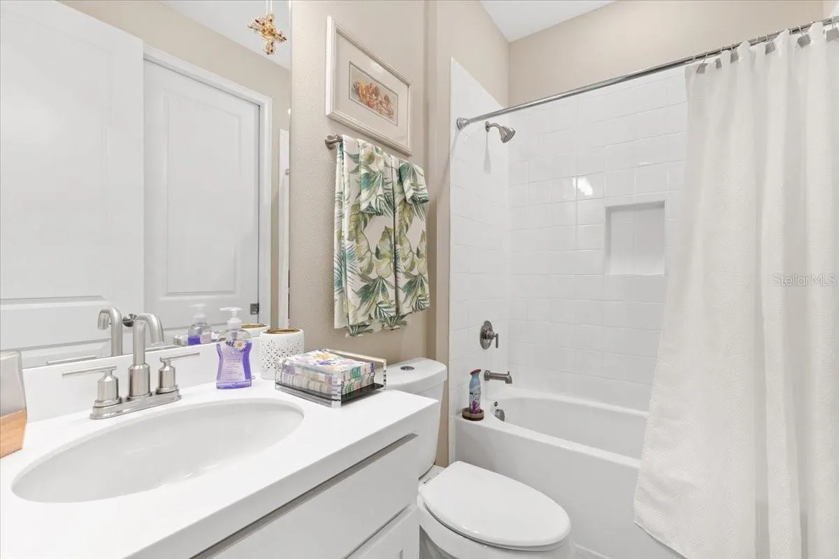 6236 GRANDVIEW HILL CT
