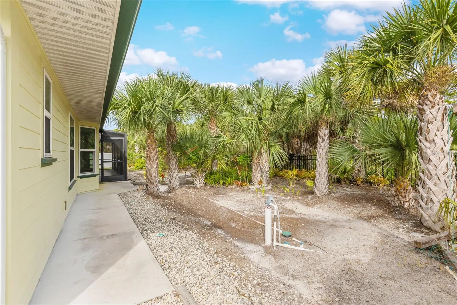 1930 GRANDVIEW DR