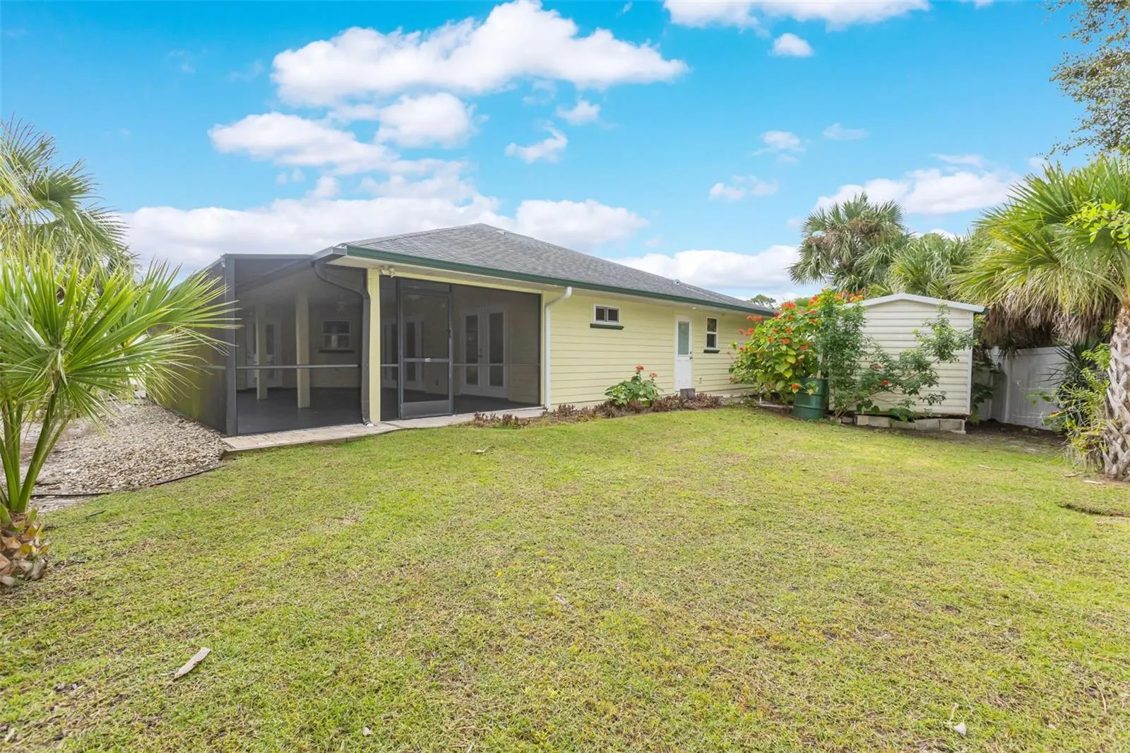 1930 GRANDVIEW DR