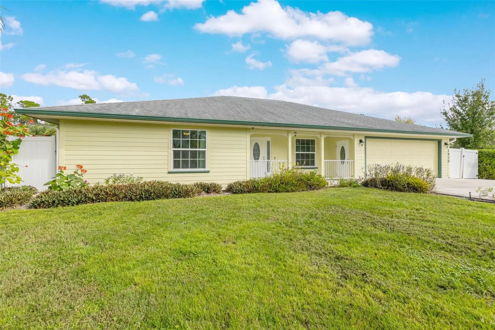 1930 GRANDVIEW DR