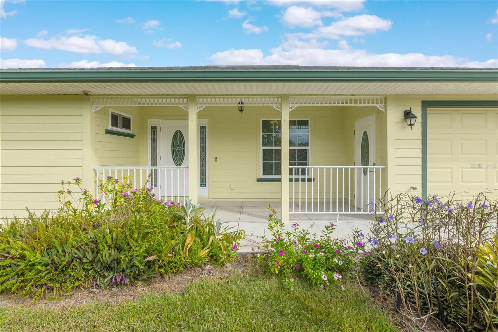 1930 GRANDVIEW DR