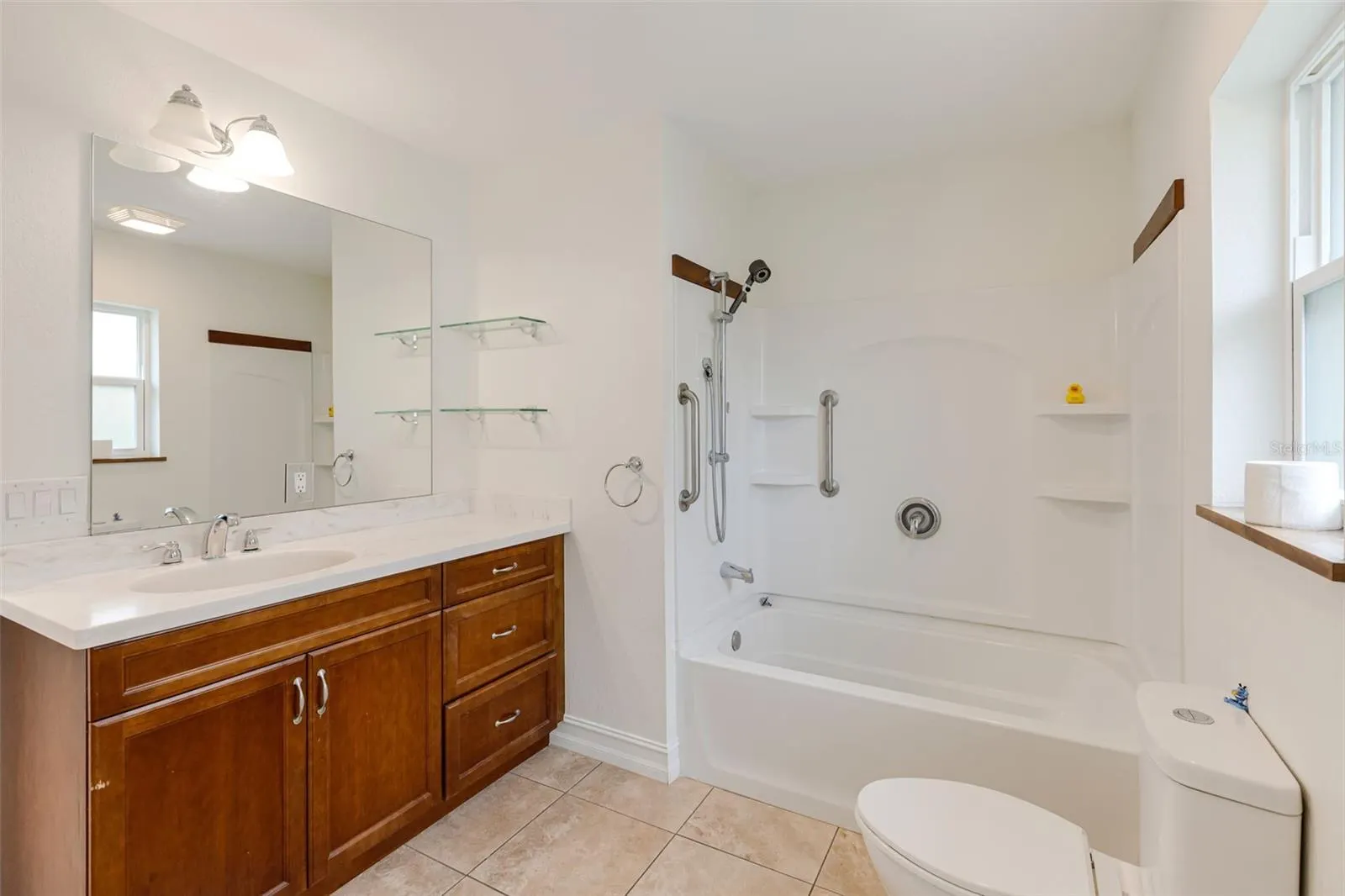 1930 GRANDVIEW DR