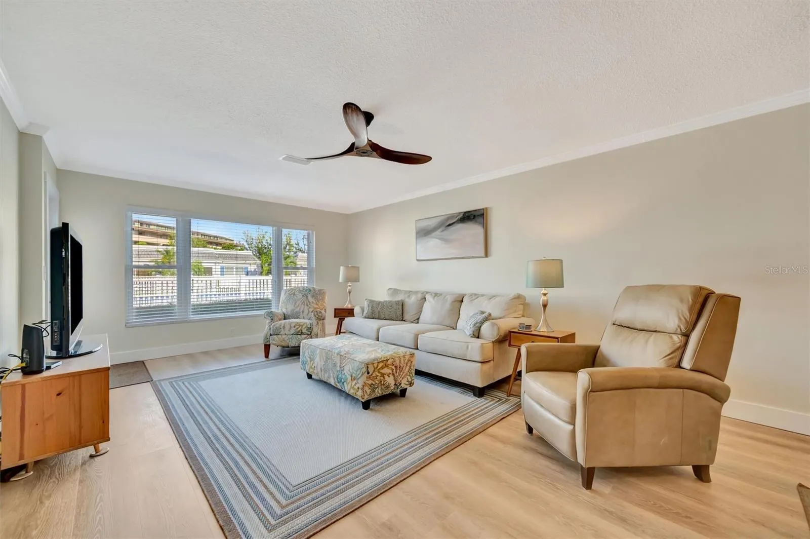 9718 HERNANDO CT