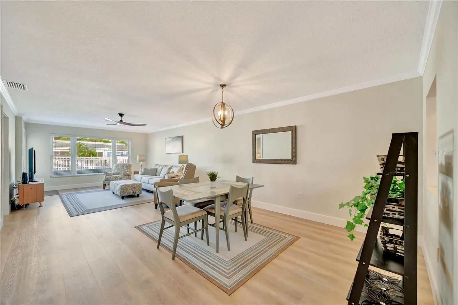 9718 HERNANDO CT