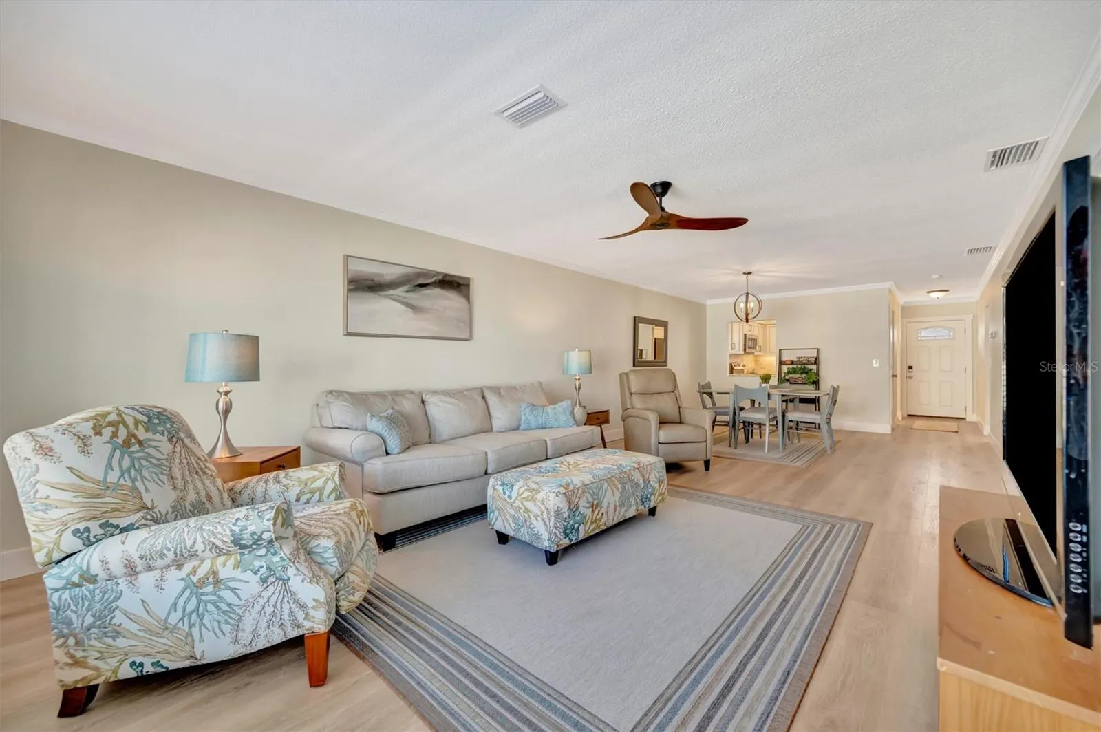 9718 HERNANDO CT