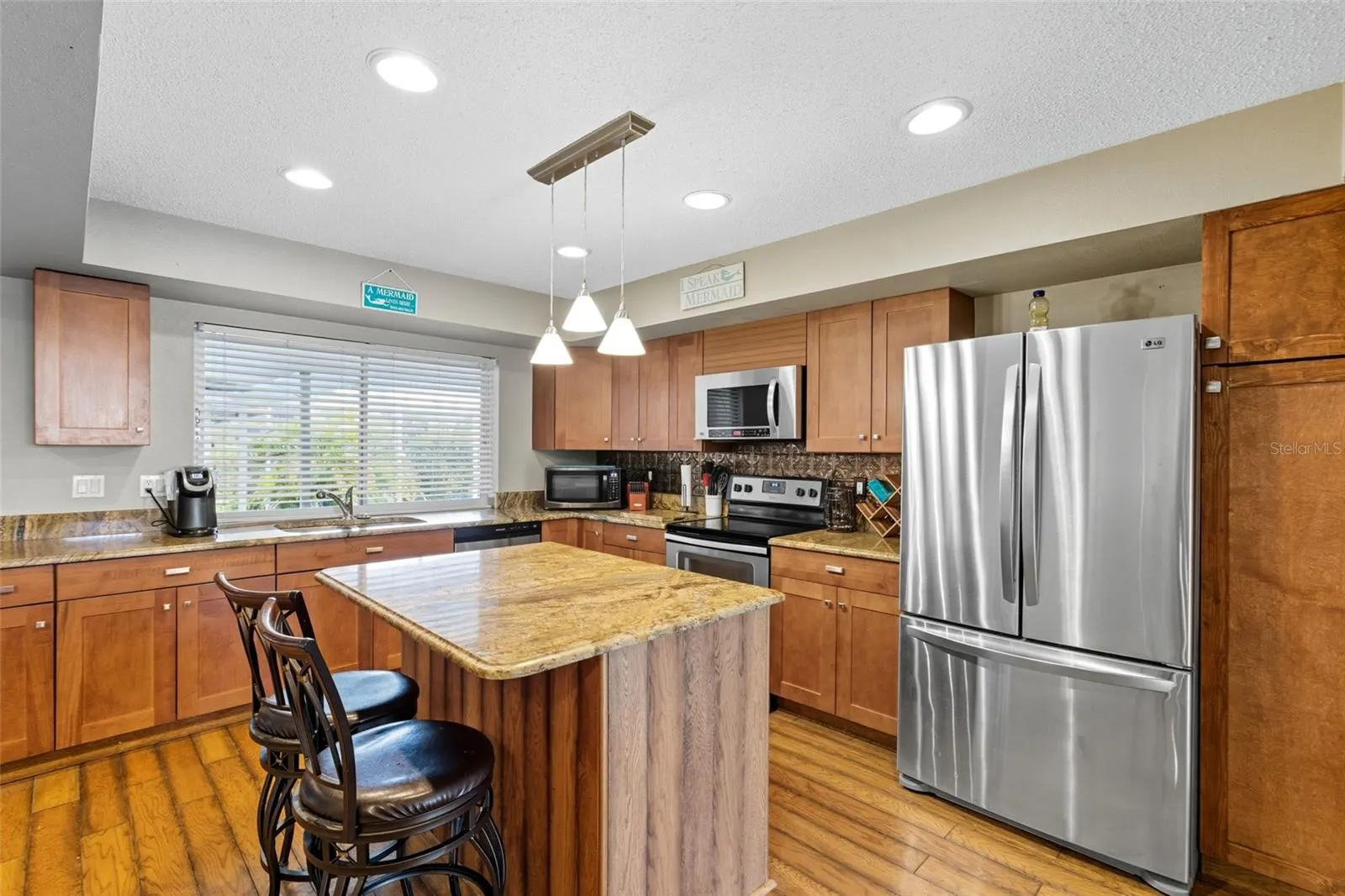 1602 SOUTHBAY DR