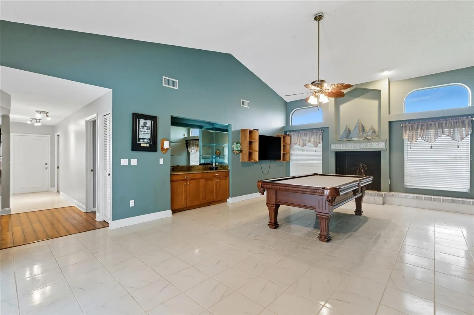 1602 SOUTHBAY DR