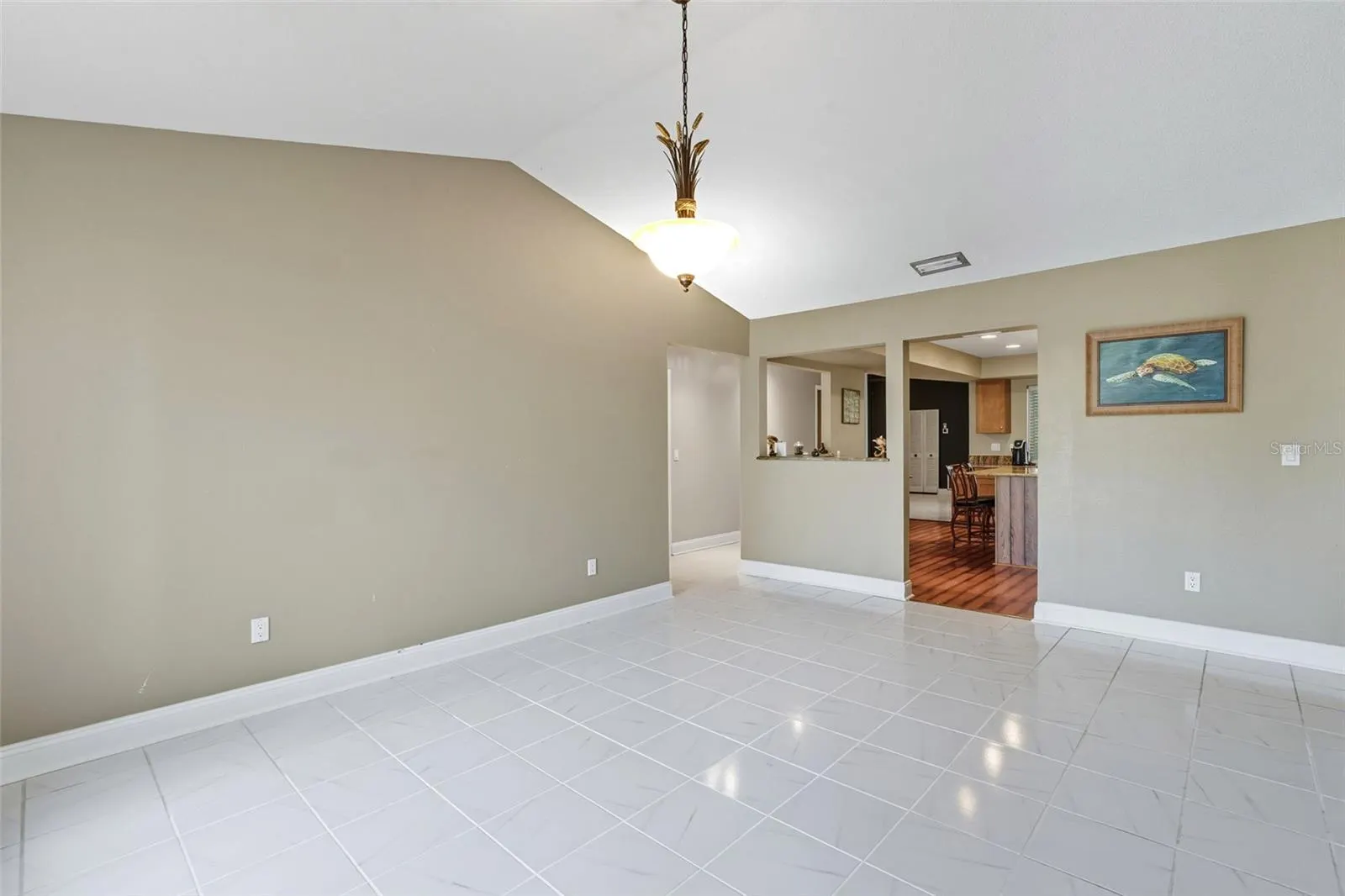 1602 SOUTHBAY DR