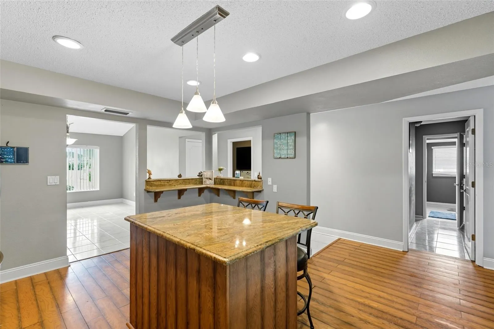 1602 SOUTHBAY DR