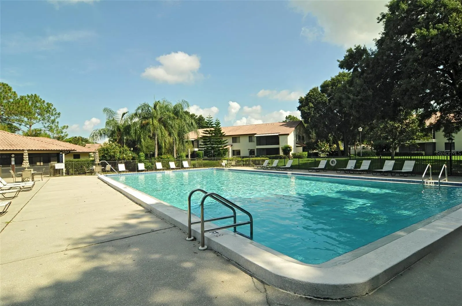5785 GARDENS DR #5785, #5785