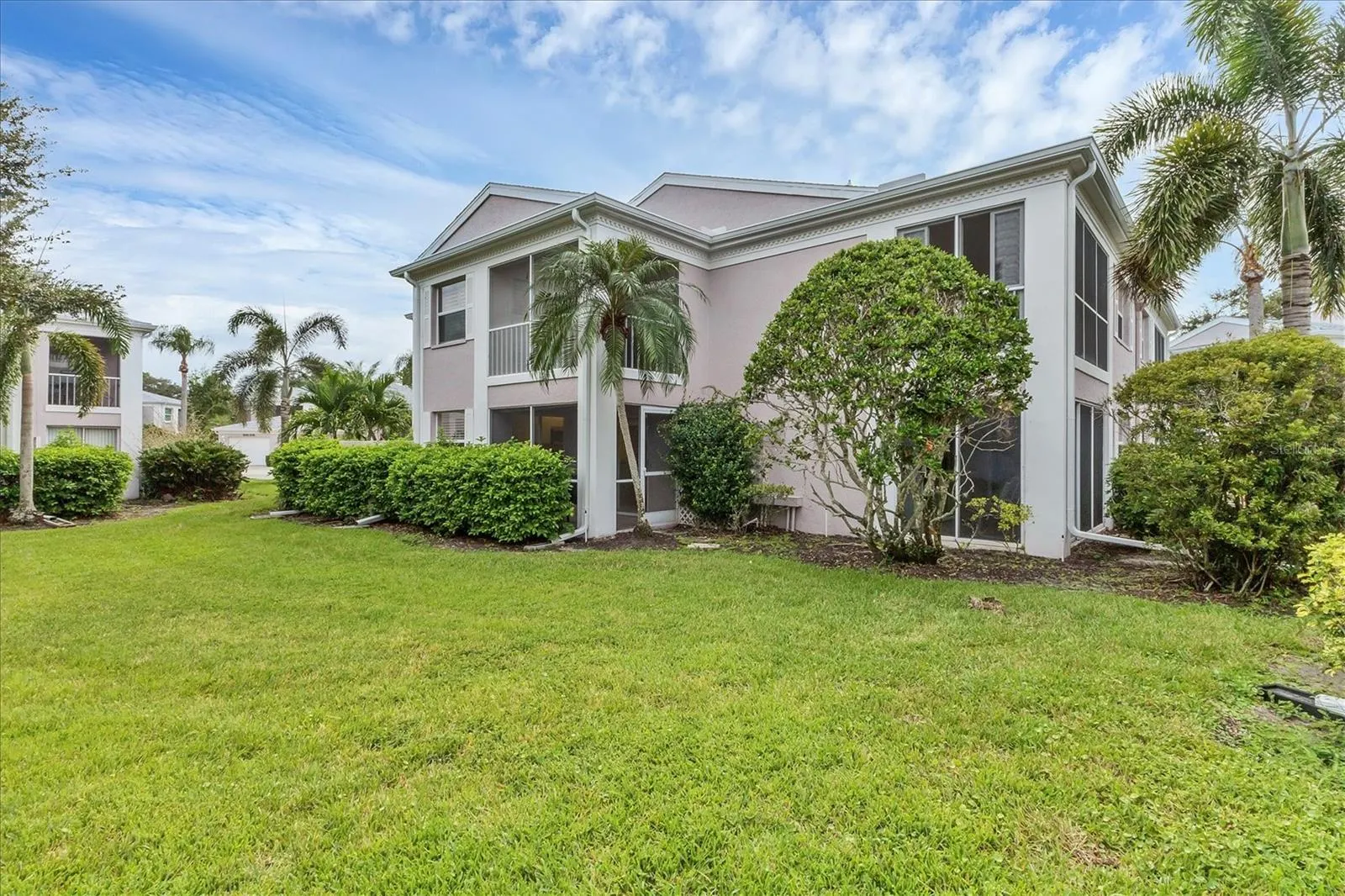 5627 SHEFFIELD GREENE CIR #37, #37