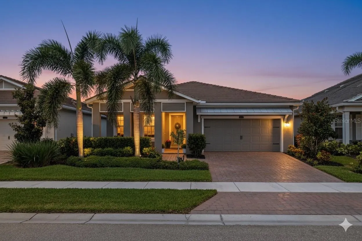 5858 LONG SHORE LOOP