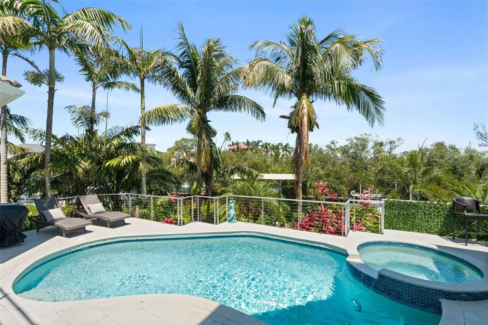 7118 HAWKS HARBOR CIR