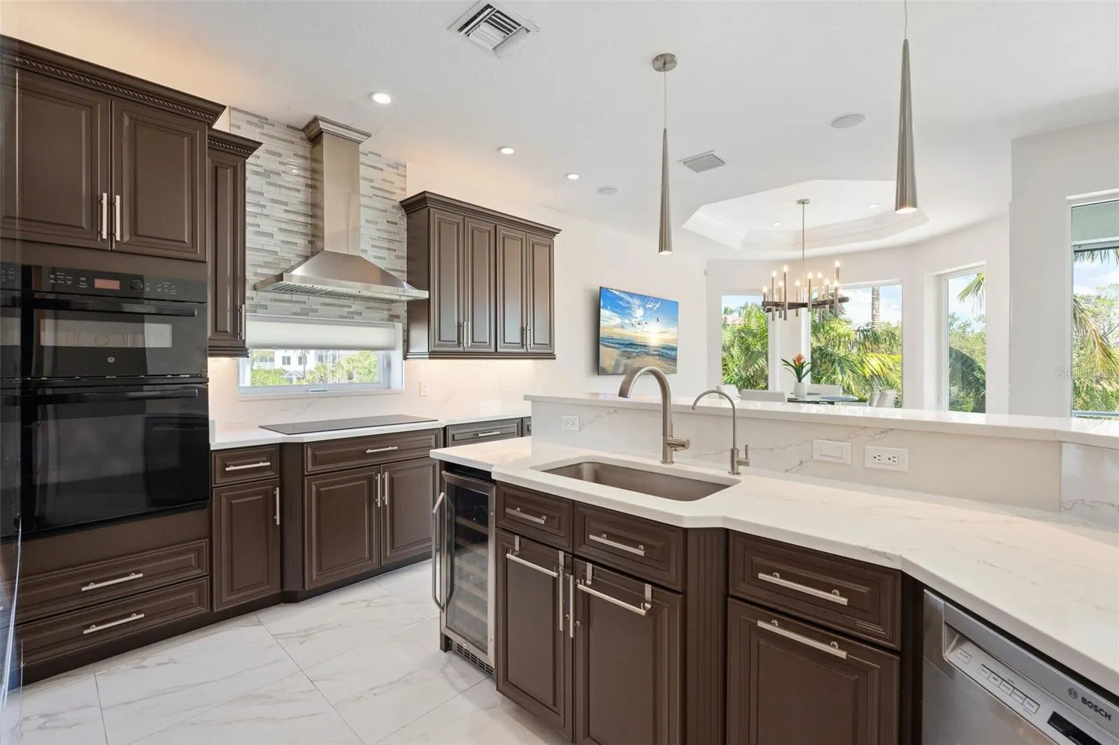 7118 HAWKS HARBOR CIR