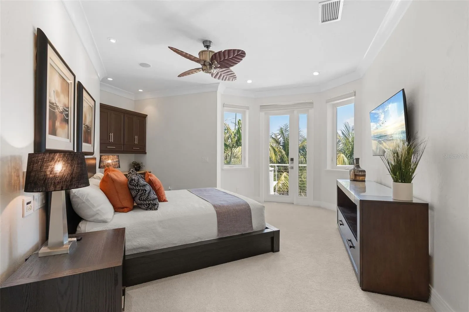 7118 HAWKS HARBOR CIR