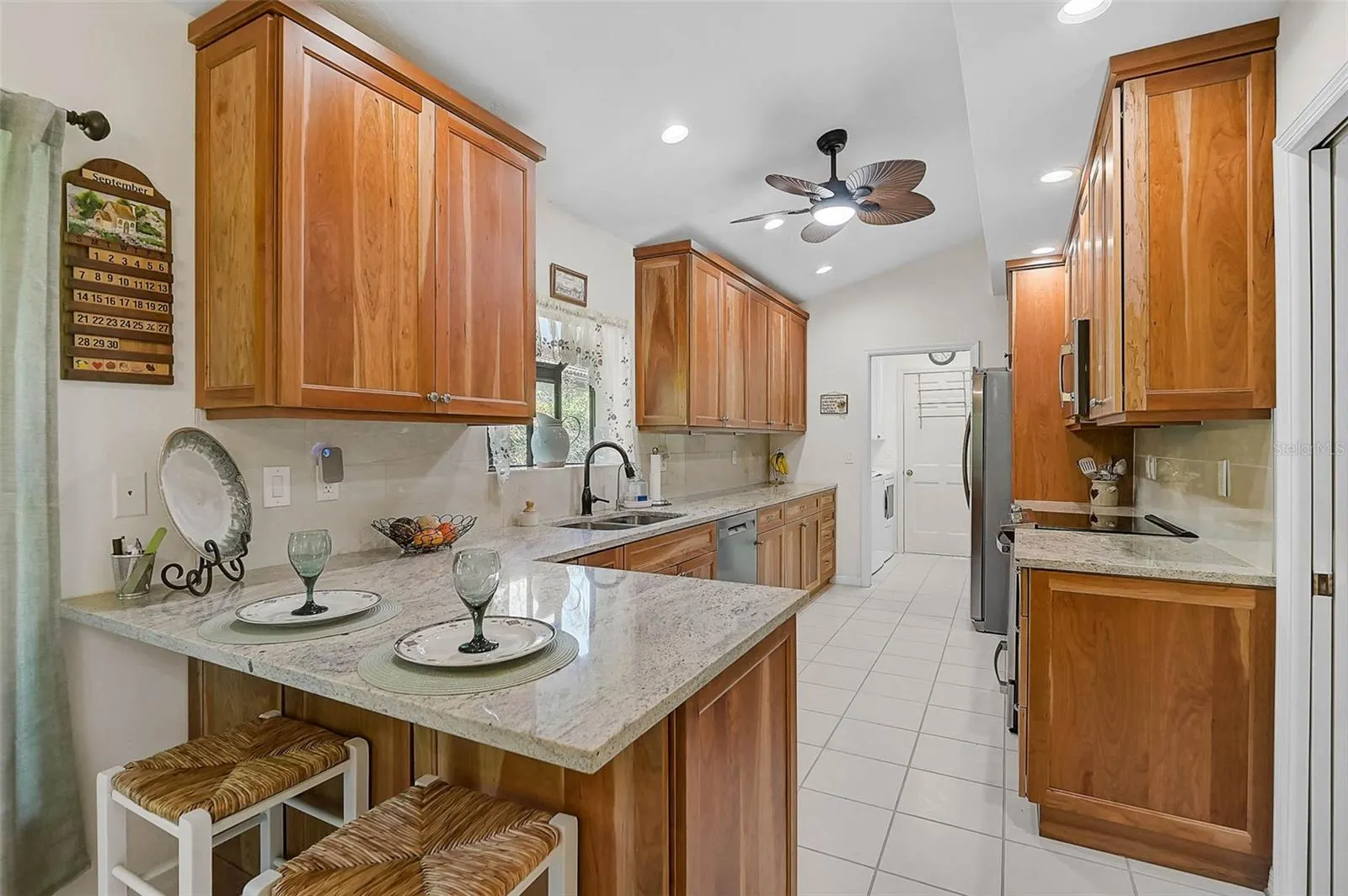 7363 OAK MOSS DR #33, #33